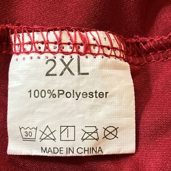 4/$30 Red Burgundy Tank Top with White Lace Straps 💯 Polyester Plus Size 2XL - Picture 6 of 7